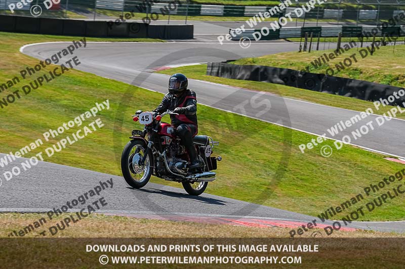 cadwell park;cadwell park photographs;cadwell trackday photographs;enduro digital images;event digital images;eventdigitalimages;peter wileman photography;racing digital images;trackday digital images;trackday photos